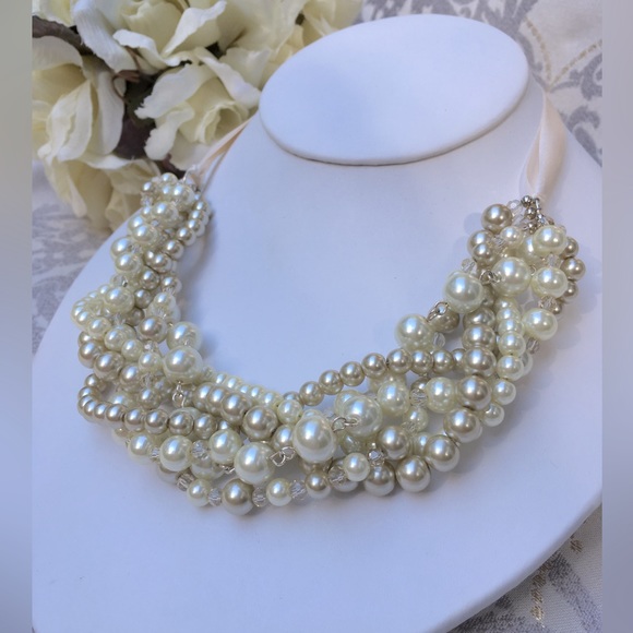 Pearl and Crystal Statement Necklace - Picture 2 of 5